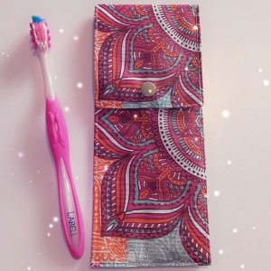 Pochette brosse à dents orientale